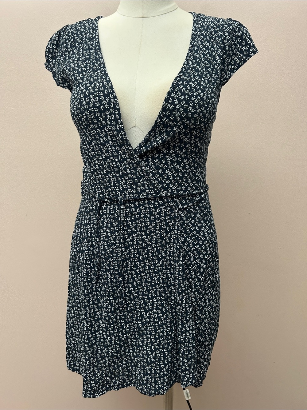 Brandy Melville Navy Floral Wrap Dress with Tie made in Italy viscose